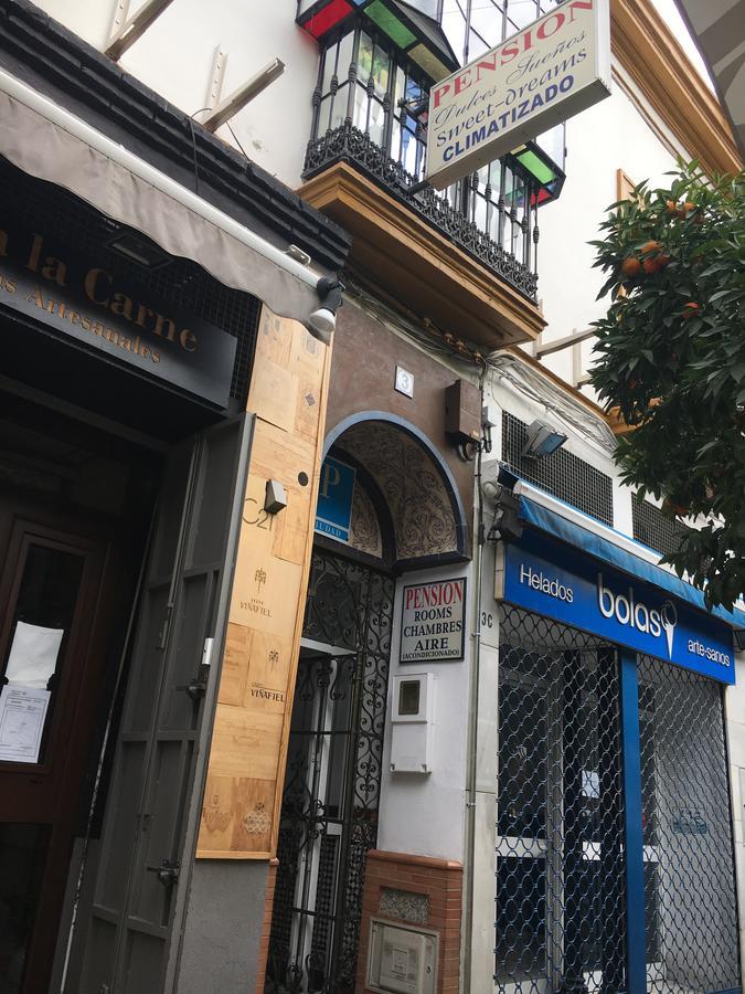 Pensión Dulces Sueños Sevilha Exterior foto
